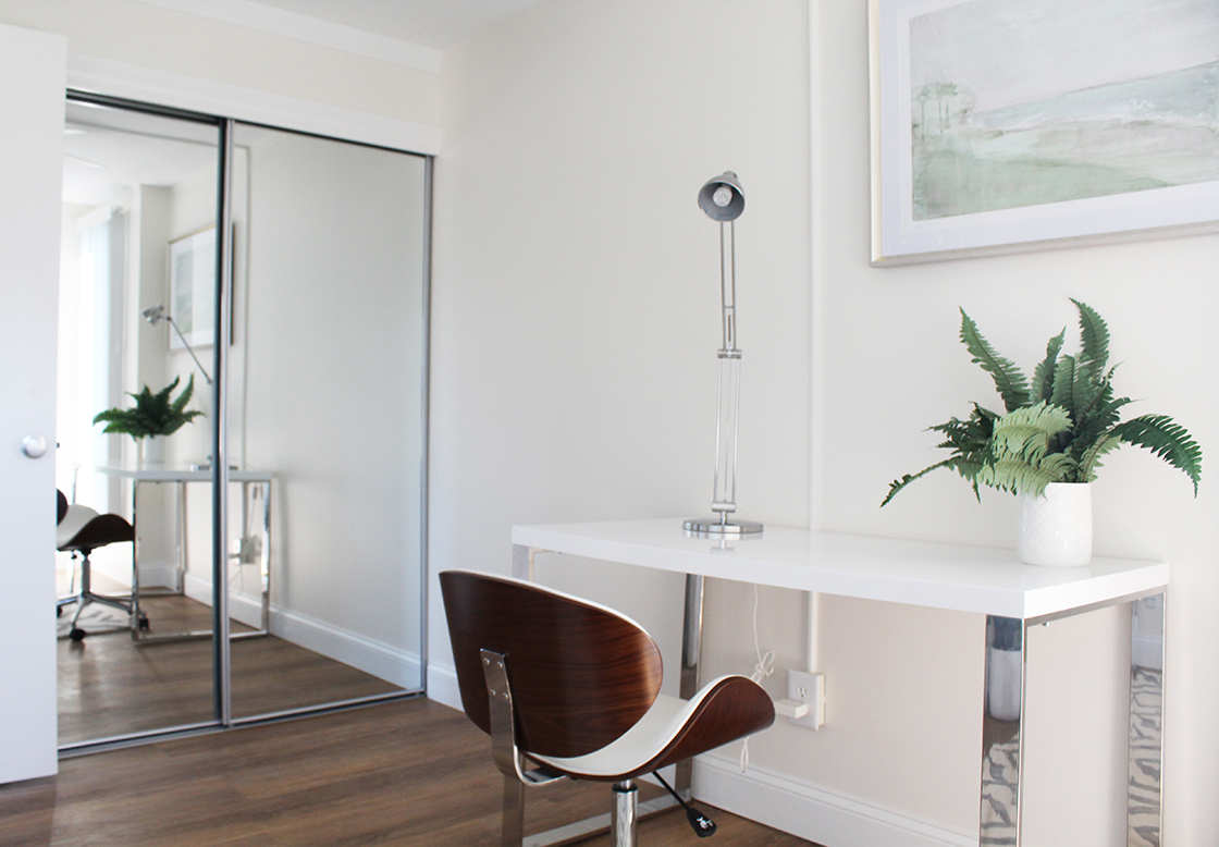 Office with a desk and plants at Center Communities of Brookline, part of Hebrew SeniorLife 