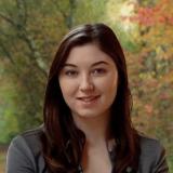 Headshot of Rachel Fox