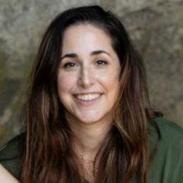 Headshot of Lisa Lee
