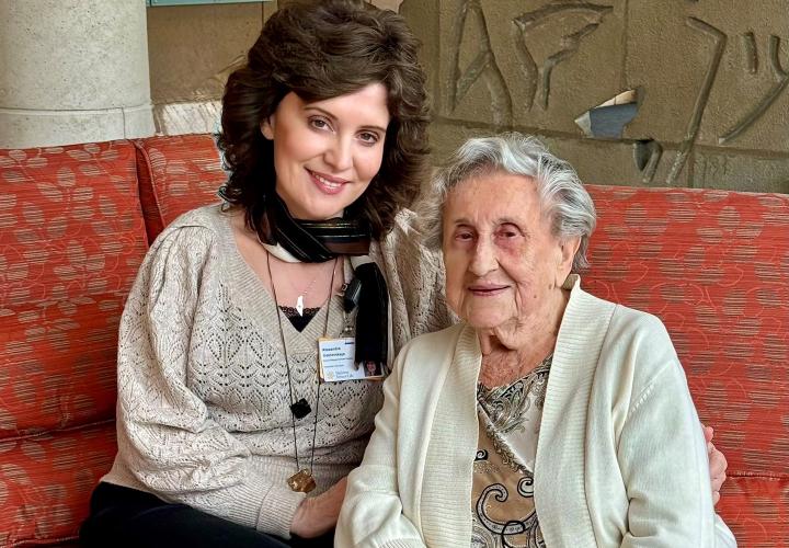 Alexandra D. with resident 